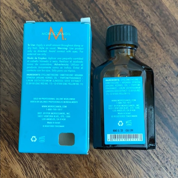 Best offer!! NEW Moroccanoil with Cosmetic Makeup Bag! Only best offers🤩 - Picture 3 of 7